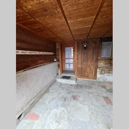 2. Zimmer Im Nü-hus Apartamento *